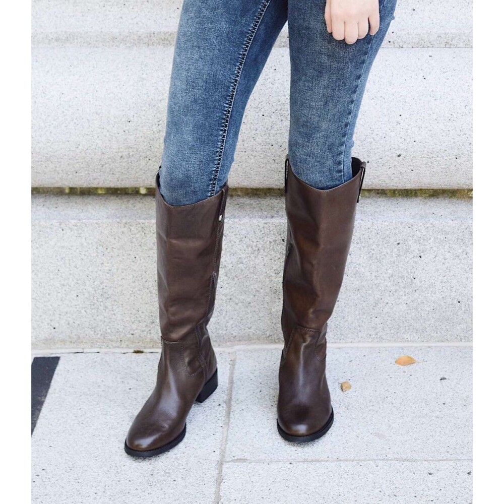 boots size 10.5